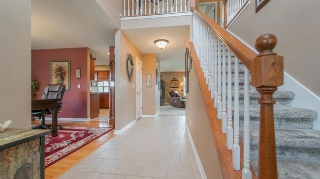 Building Photo - 2453 Blarney Stone Dr