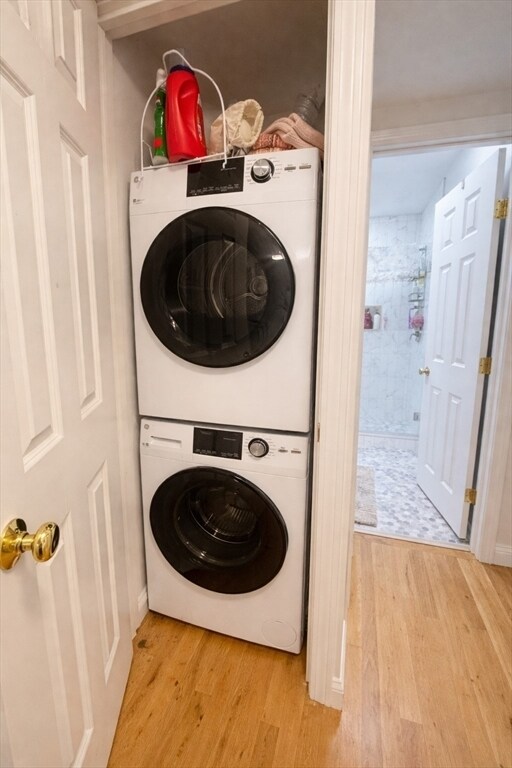 Foto del edificio - 393 W Broadway