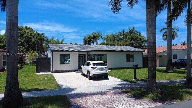 Foto del edificio - 907 NE 3rd St