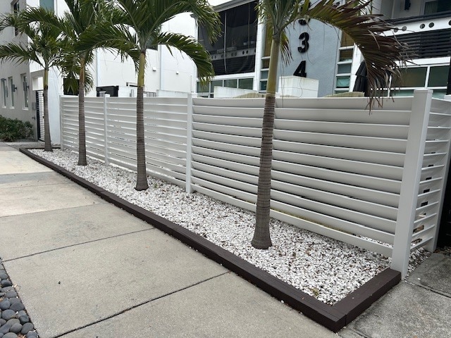 Building Photo - 534 4th Ave S