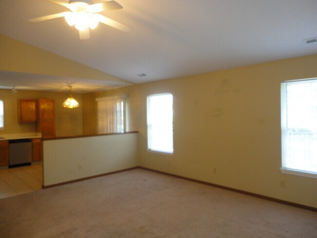 Building Photo - 249 Creekstone Court