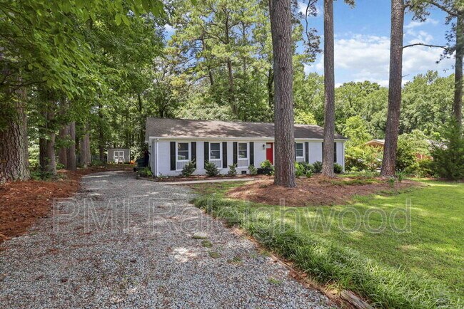 Building Photo - 5017 Gatewood Dr