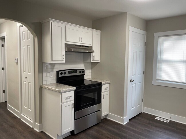 Foto del edificio - 1878 Sequoia St