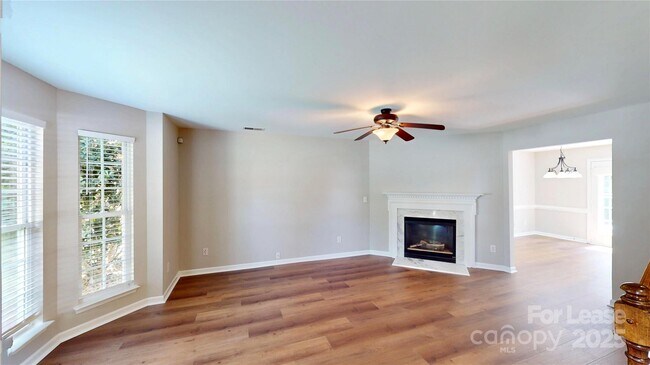 Foto del edificio - 1838 Chinchester Ln