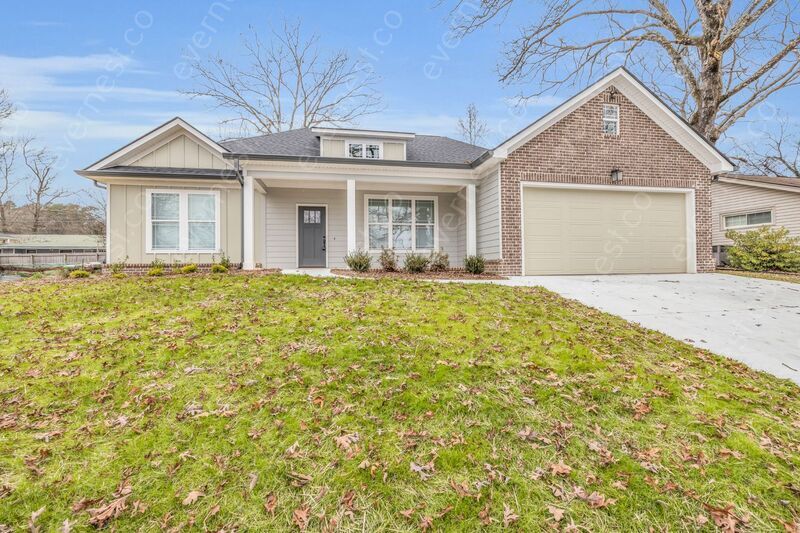 837 Belvoir Terrace, Chattanooga, TN 37412 House Rental in