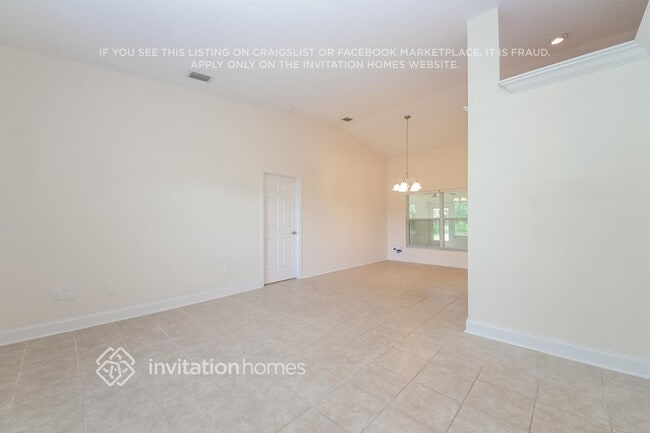 Building Photo - 4380 Hartville Ave