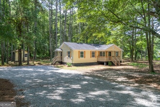 Building Photo - 3080 Meadow Trail