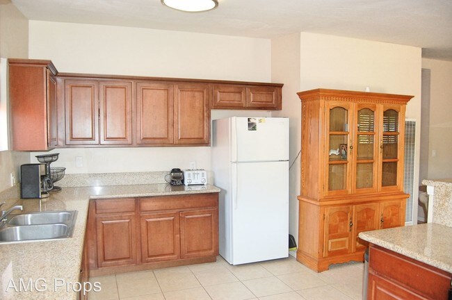 Foto del edificio - 13738 Powers Rd
