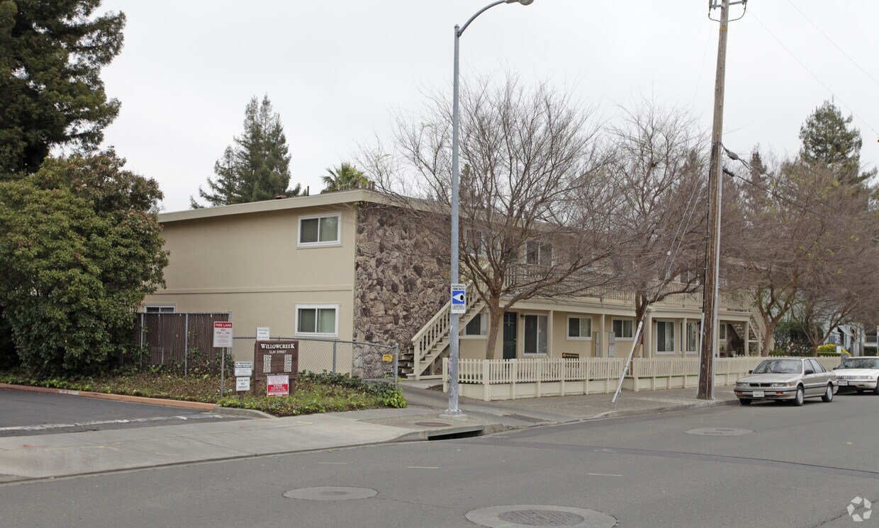 Primary Photo - 2270-2298 Clay St