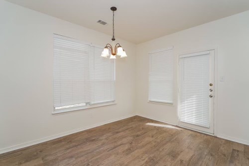 Building Photo - 3809 Dunlavy Rd