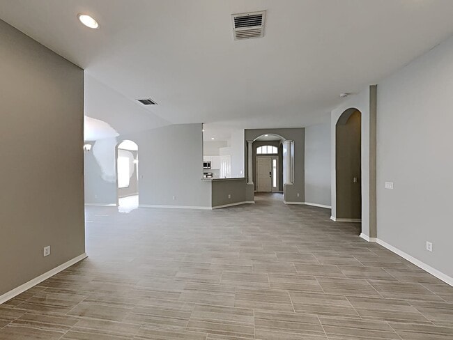 Building Photo - 5902 Falconpark Ct