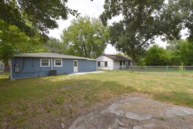 Building Photo - 7331 Iwo Jima Rd