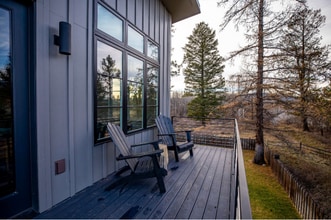 Building Photo - 156 Wild Rose Ln