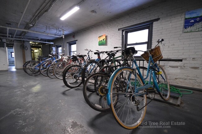 Building Photo - 12 Elko St