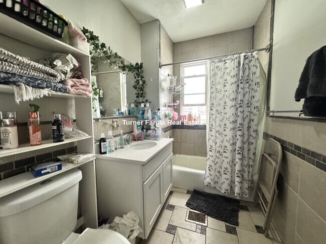 Foto del edificio - 1085 Dorchester Ave