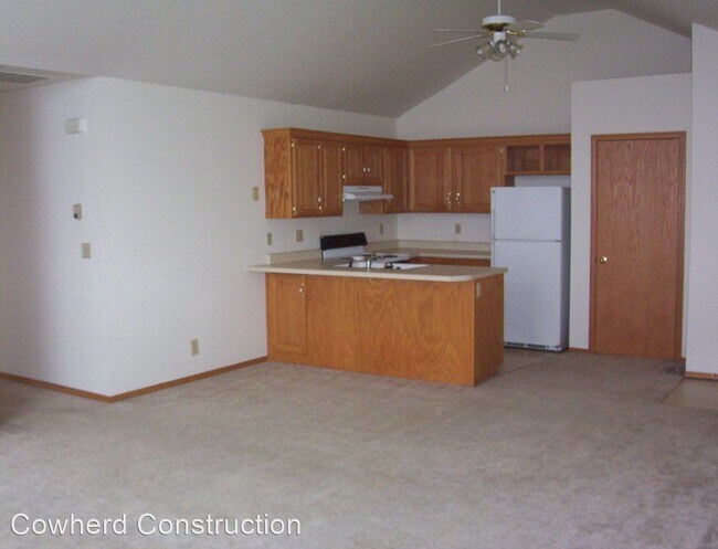 Building Photo - 2 br, 2 bath House - 3394 W Montclair
