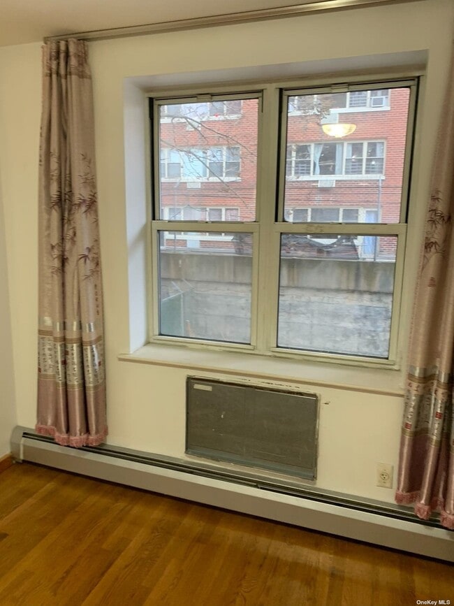 Building Photo - 4232 82nd St