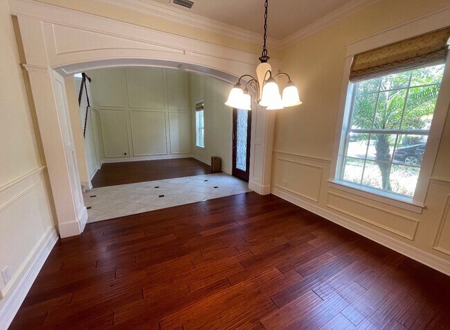 Building Photo - 10531 Mistflower Ln