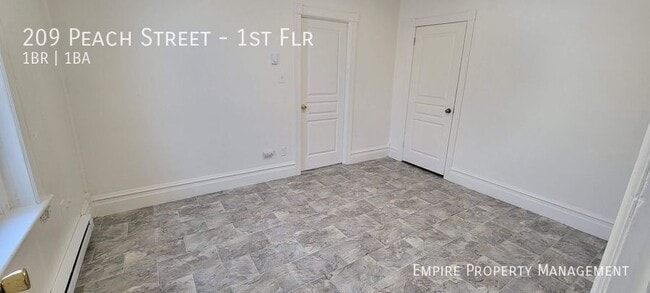 Foto del edificio - 209 N Peach St