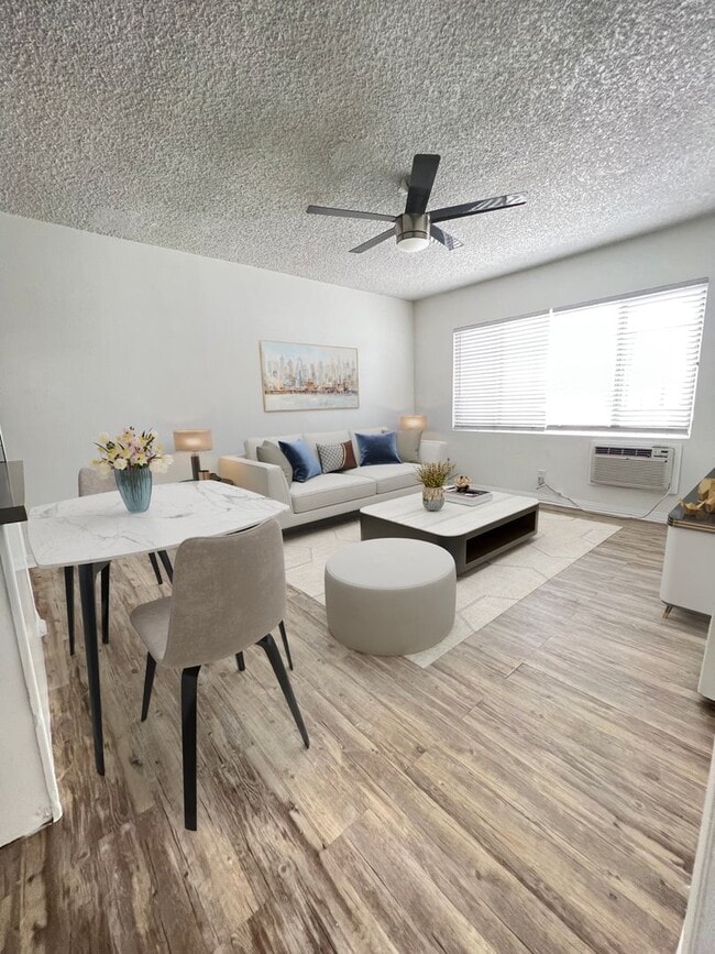 Interior Photo - Eden Roc Apartments