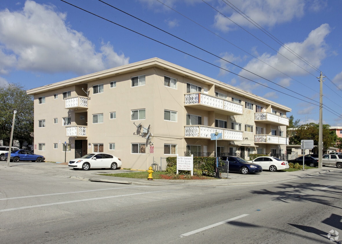 Primary Photo - San Ville Apartments