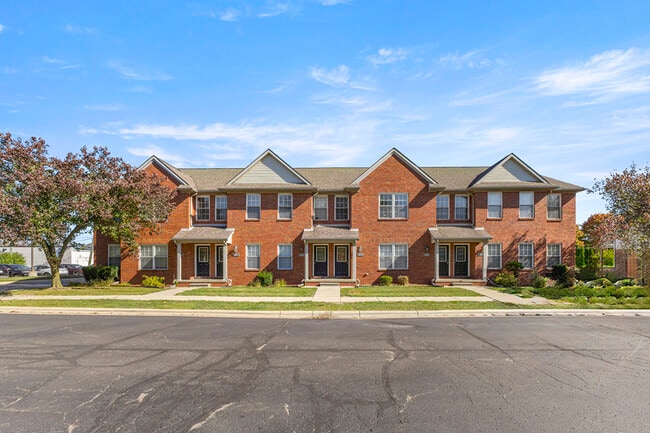 Building Photo - 13033 Turnberry