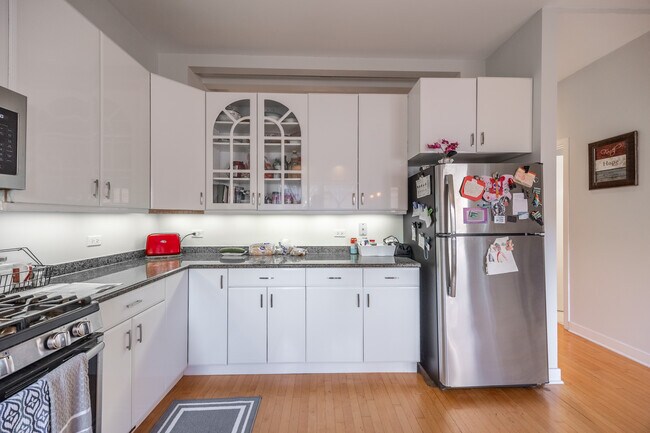 Foto del edificio - 1723 N Wood St