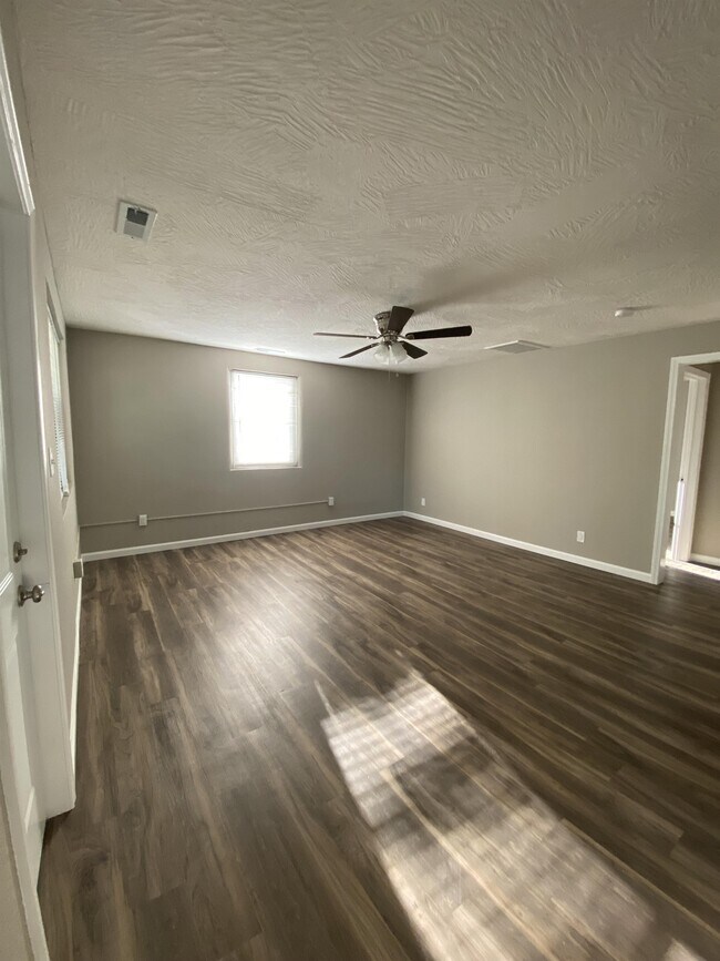 Foto del edificio - 1628 W Scott St
