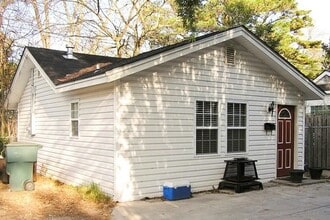 Building Photo - 525 E 58th St