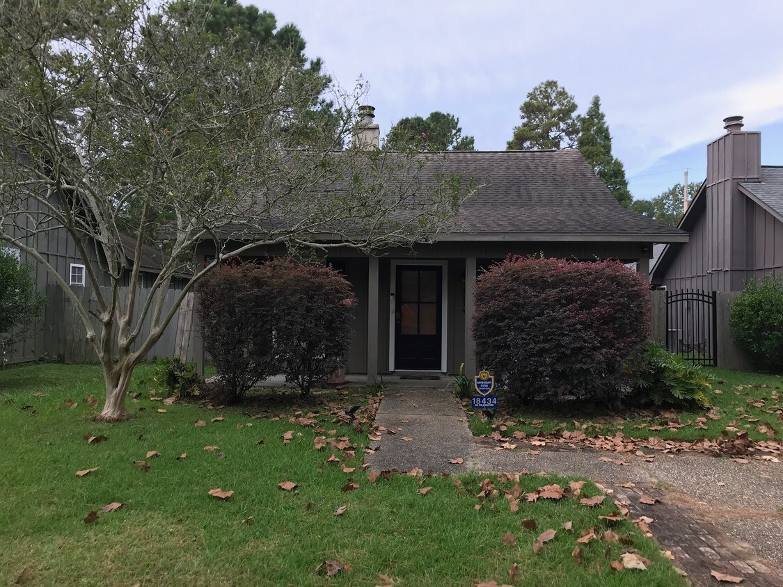 18434 Old Jefferson Hwy, Baton Rouge, LA 70817 House Rental in Baton