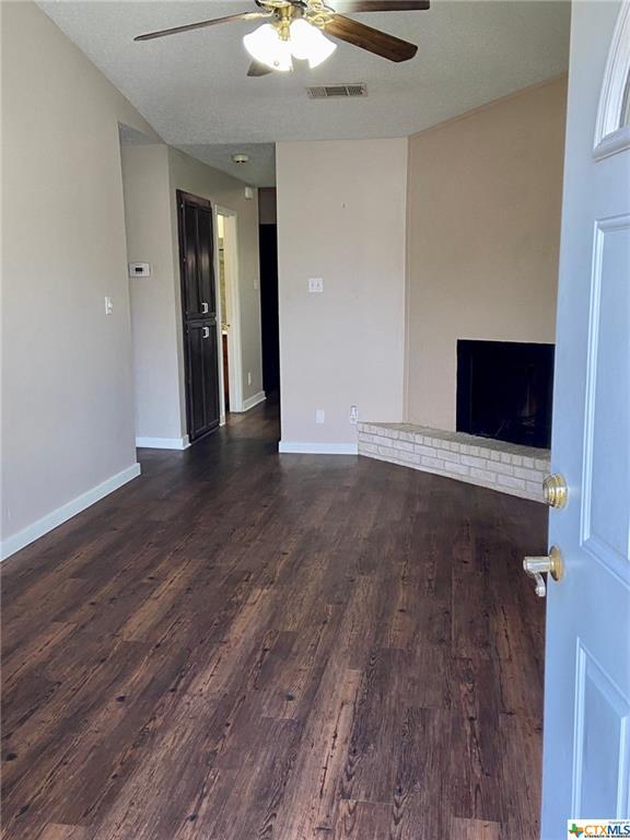 101 Chantilly St, Victoria, TX 77904 Townhouse for Rent in Victoria