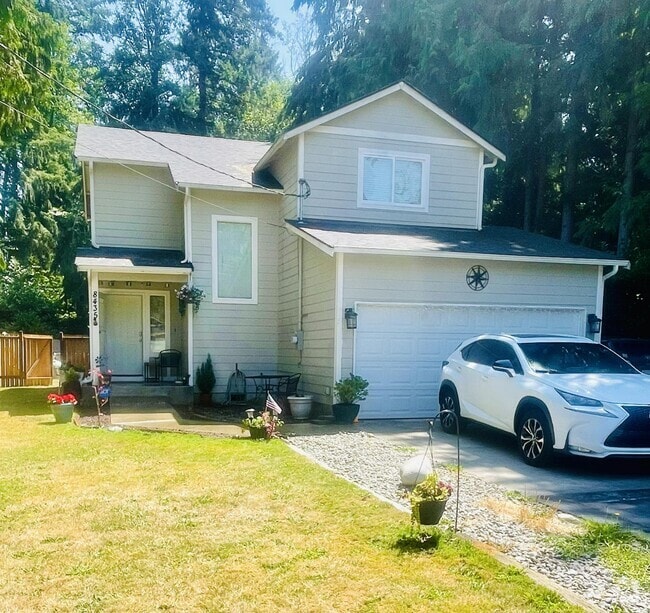 Building Photo - 8435 Aspen Ct SE