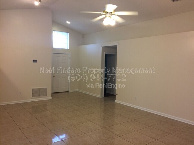 Foto del edificio - 3255 Abbeyfield Ln