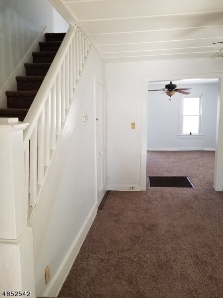 Primary Photo - 22 Race St