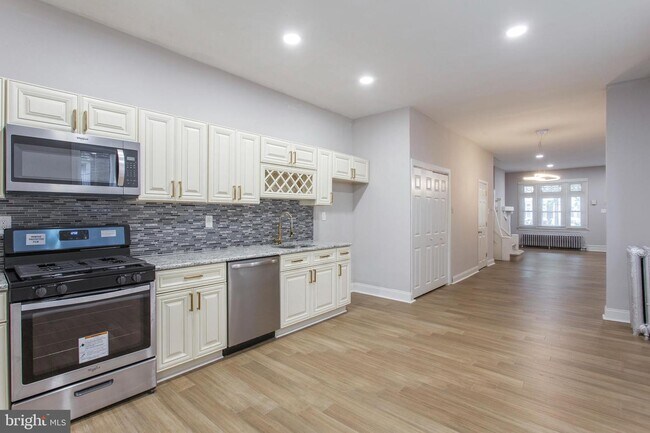 Foto del edificio - 5931 Pine St