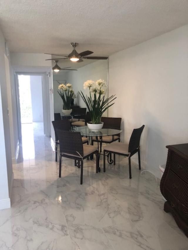 Foto del edificio - 1131 SE 4th St