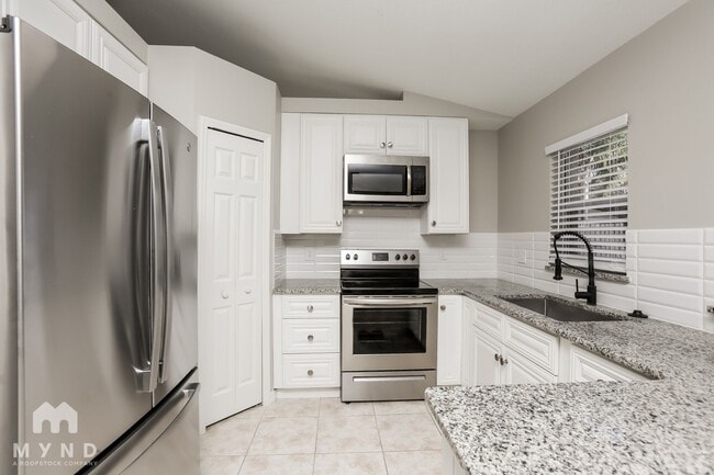 Foto del edificio - 1146 Maybrook St