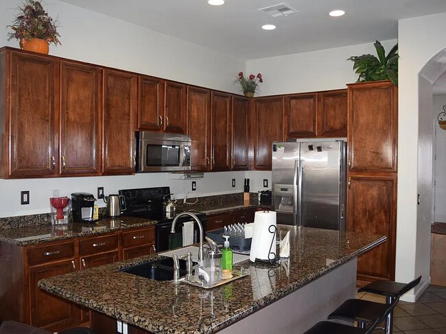 Foto del edificio - 16825 N 63rd St