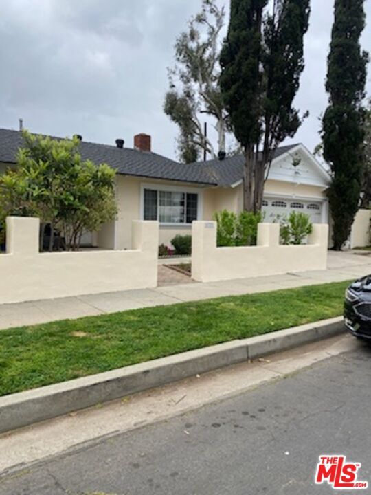 Building Photo - 6721 Melba Ave