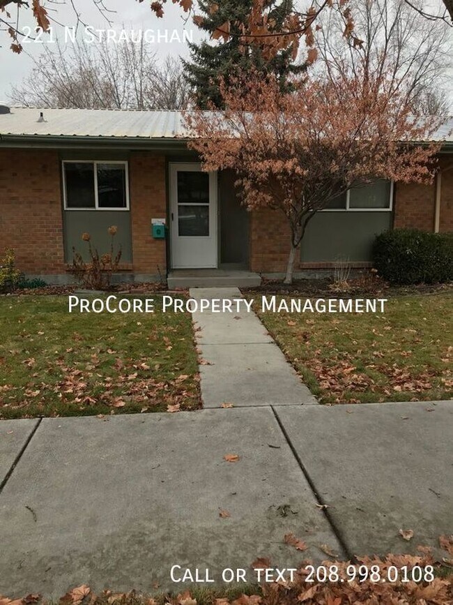 Building Photo - Convenience & Comfort: Single-Level 2BR/1B...