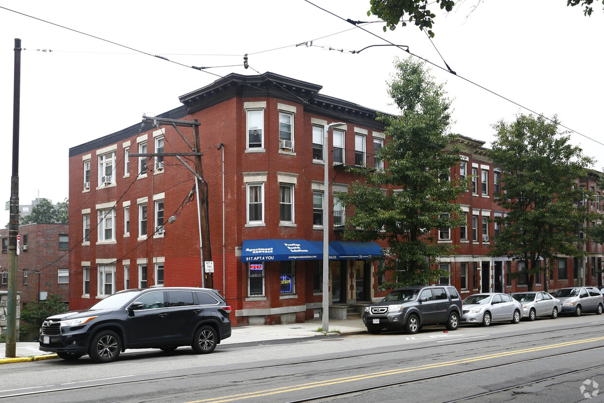 Primary Photo - 73-75 S Huntington