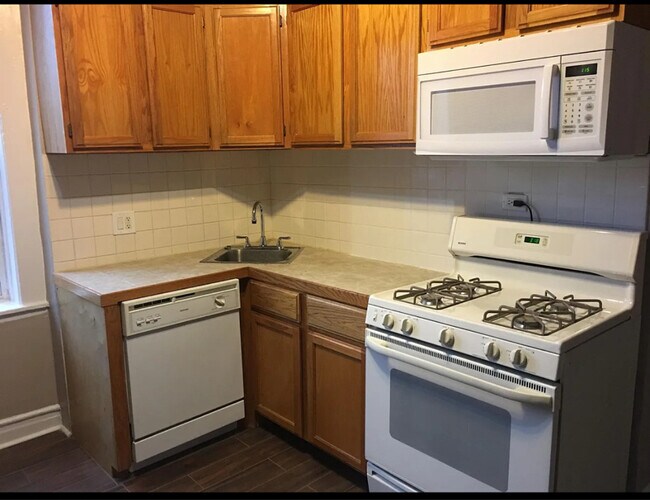 Foto del edificio - 2601 W Potomac Ave