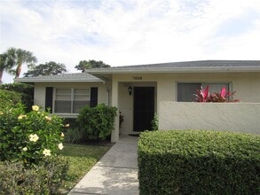 Building Photo - 7008 W Country Club Dr N