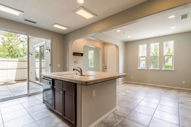 Foto del edificio - Harlan Ranch Home for Lease