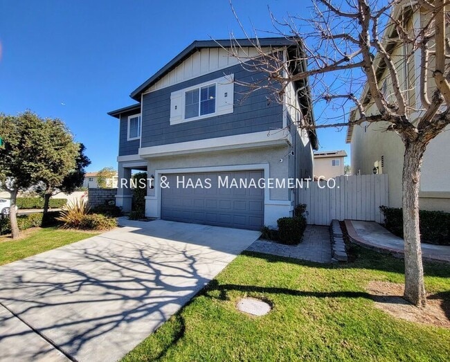 Photo - 17528 Yellowwood Way House