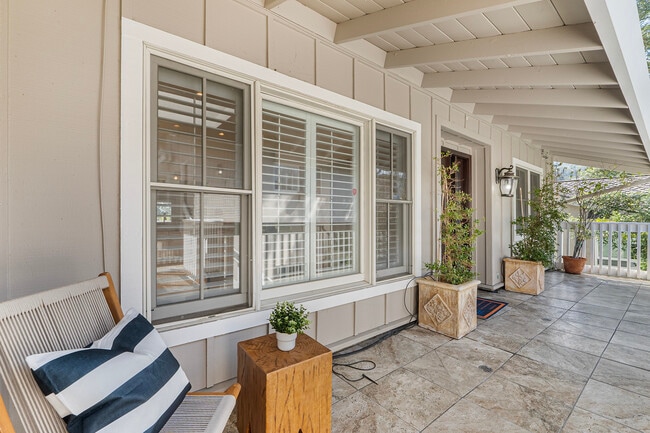 Foto del edificio - 14646 Fieldstone Dr