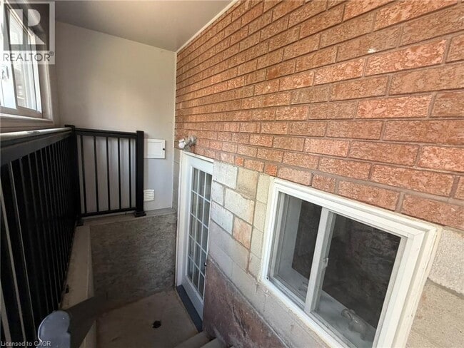 Building Photo - 84 Juniper Dr