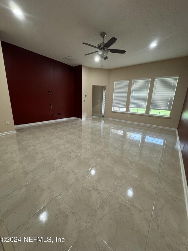 Foto del edificio - 6424 Huntscott Pl