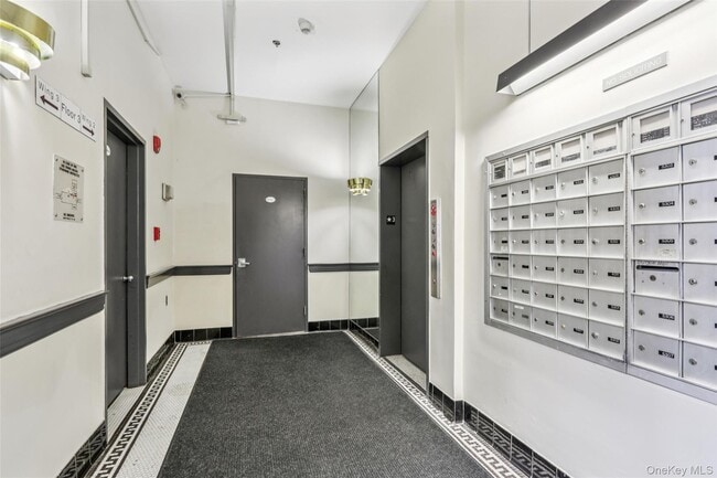 Building Photo - 3208 Villa at the Woods