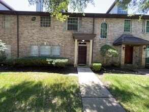 Building Photo - 2136 Gemini St